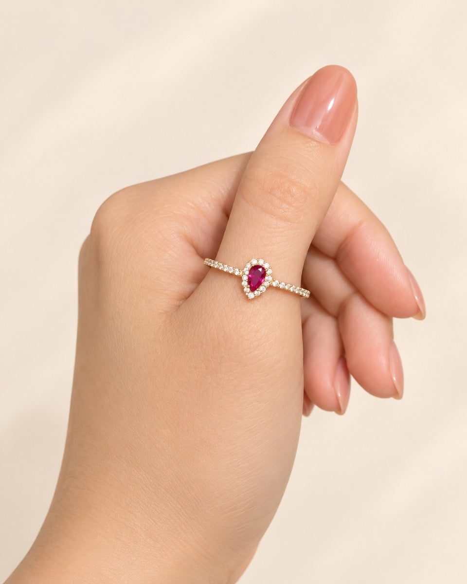 10KT Yellow Gold Ring with Red Stone- Size 8